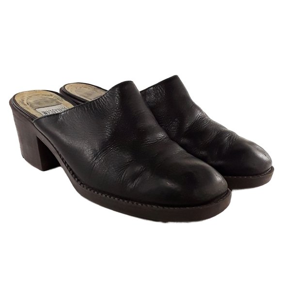 Westies Shoes - Westies Black Leather Clogs- Womens Sz 8M
